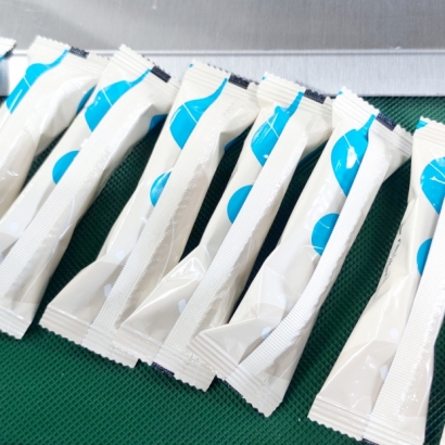 臥式包裝機-350上走膜型-1.jpg 臥式包裝機-350上走膜型-1.jpg